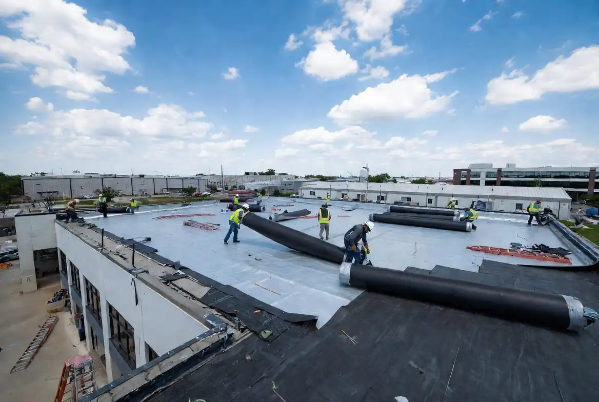 Commercial roofing in Leander, TX